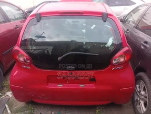 Toyota Aygo 2014 Red