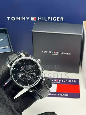 Premium Tommy Hilfiger Men's Leather Watch + Box Set