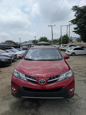 Toyota RAV4 2014 Red