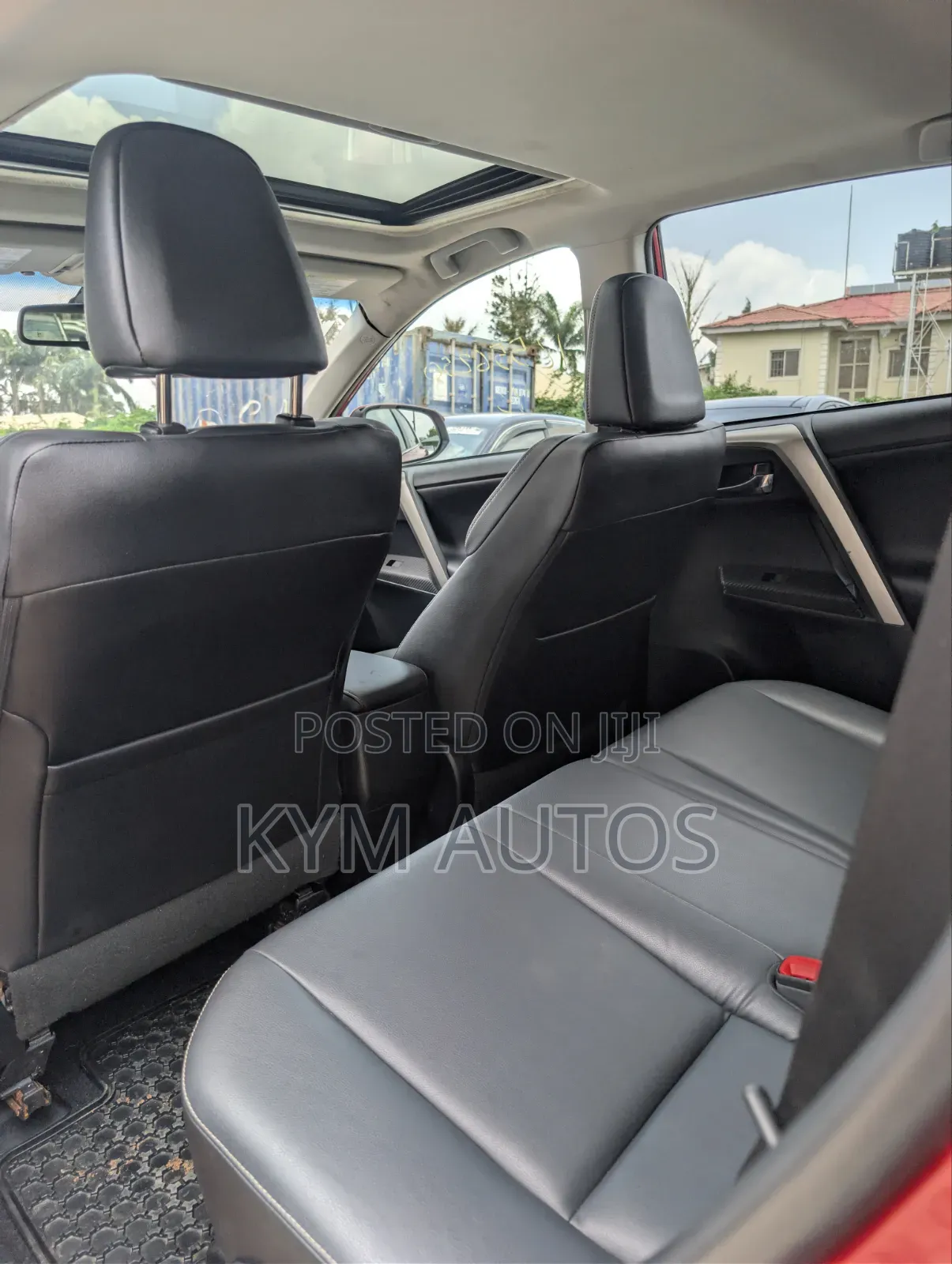 Toyota RAV4 2014 Red