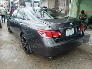 Lexus ES 350 2011 Gray