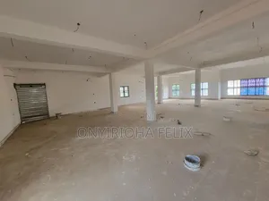 310 SQMS in a 3 Floor Plaza