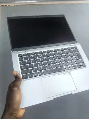 Laptop Dell Latitude 5320 8GB Intel Core i5 SSD 256GB