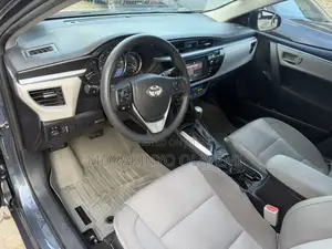 Toyota Corolla LE 4dr Sedan (1.8L 4cyl CVT) 2015 Blue