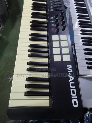 M-Audio Oxygen 61 MIDI Controller Keyboard – 61 Keys