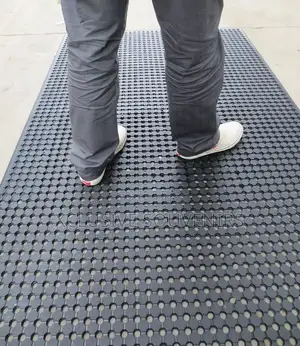 100-150cm Industrial Waterproof Rubber Mat 10mm Thick (Heavyweight)