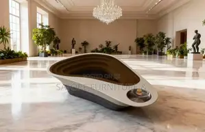 Elegant Canter Table