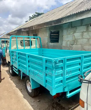 Toyota Dyna 100 Petrol Engine 3Y 1998