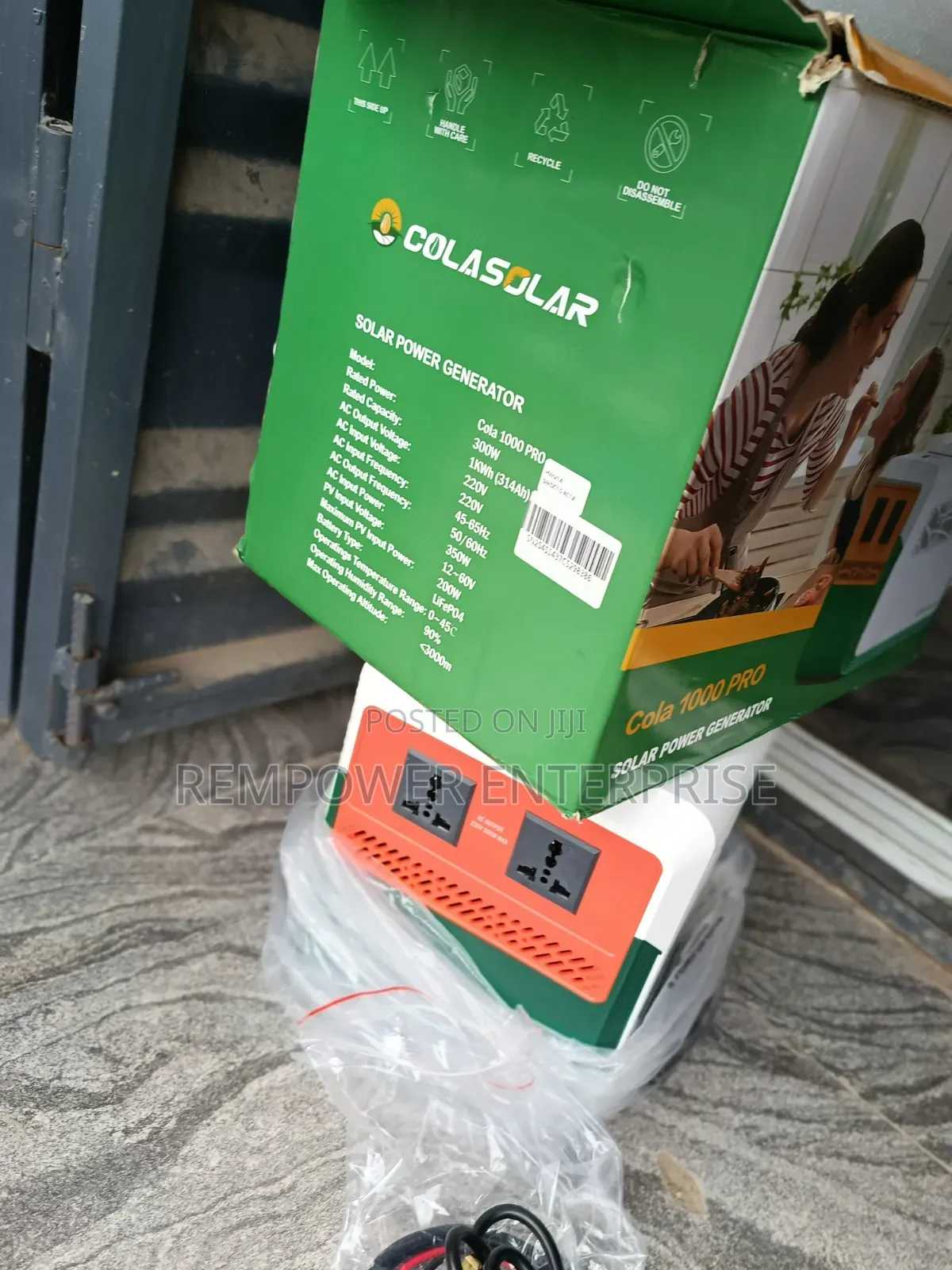 I Have the Best Solar Generator Cola 300w