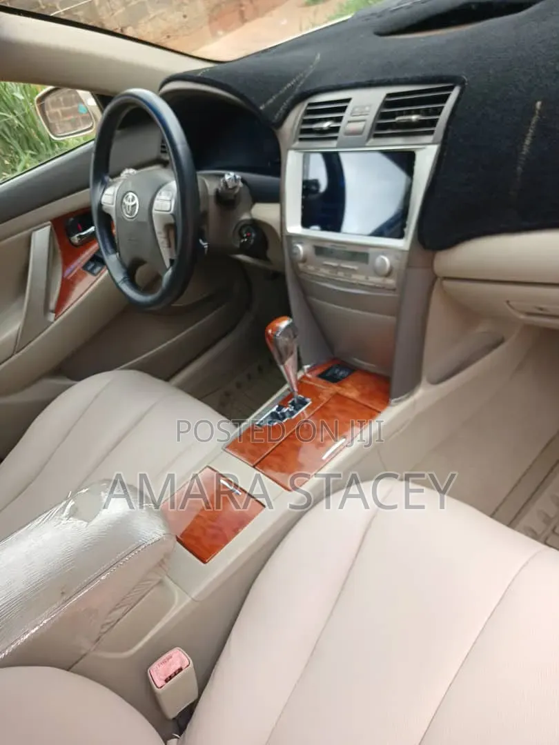 Toyota Camry 2011 Beige