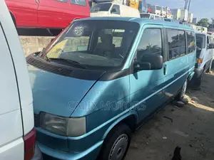 Volkswagen Transporter 2007 Green