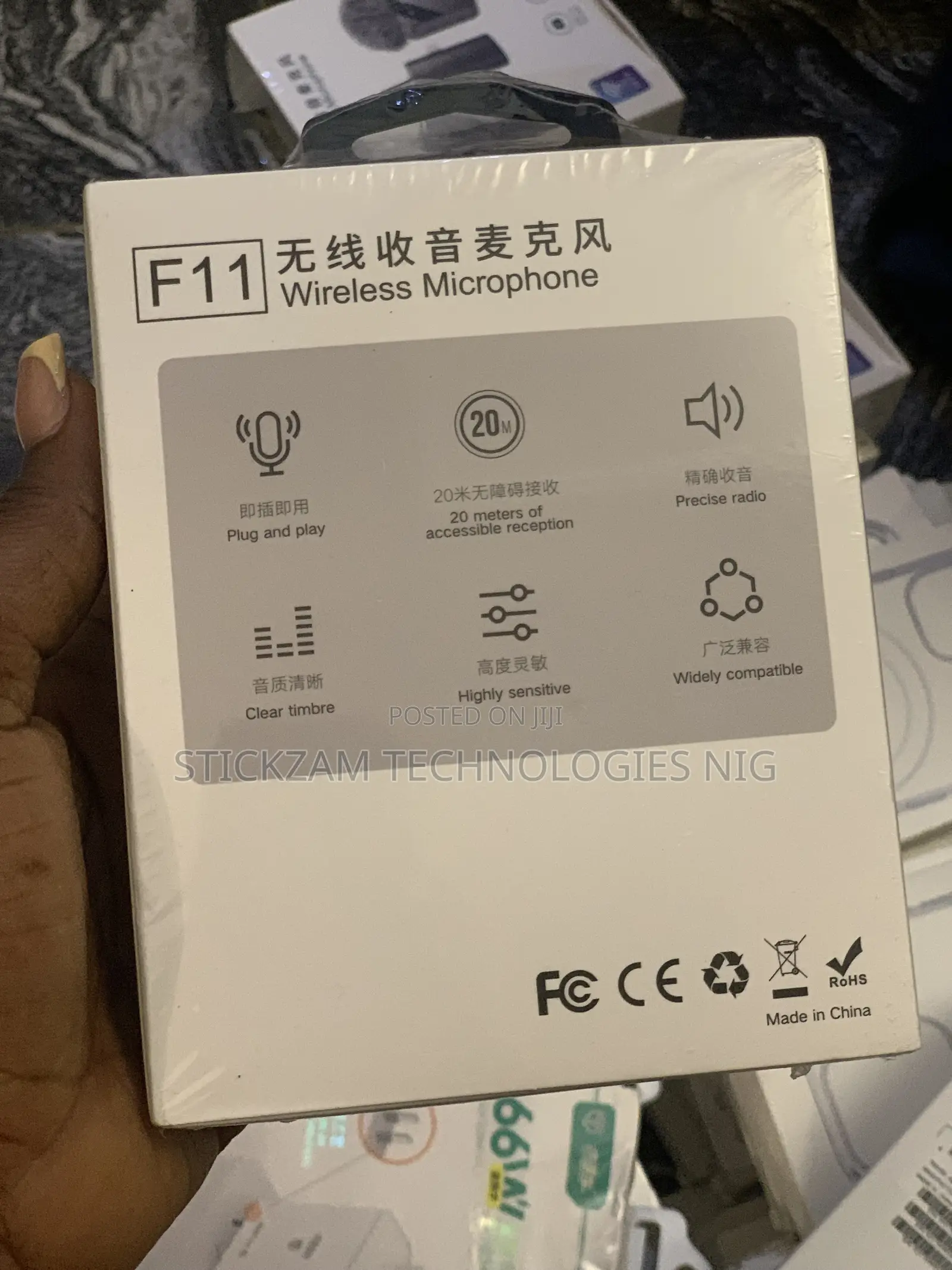 F11-2 Wireless Microphone