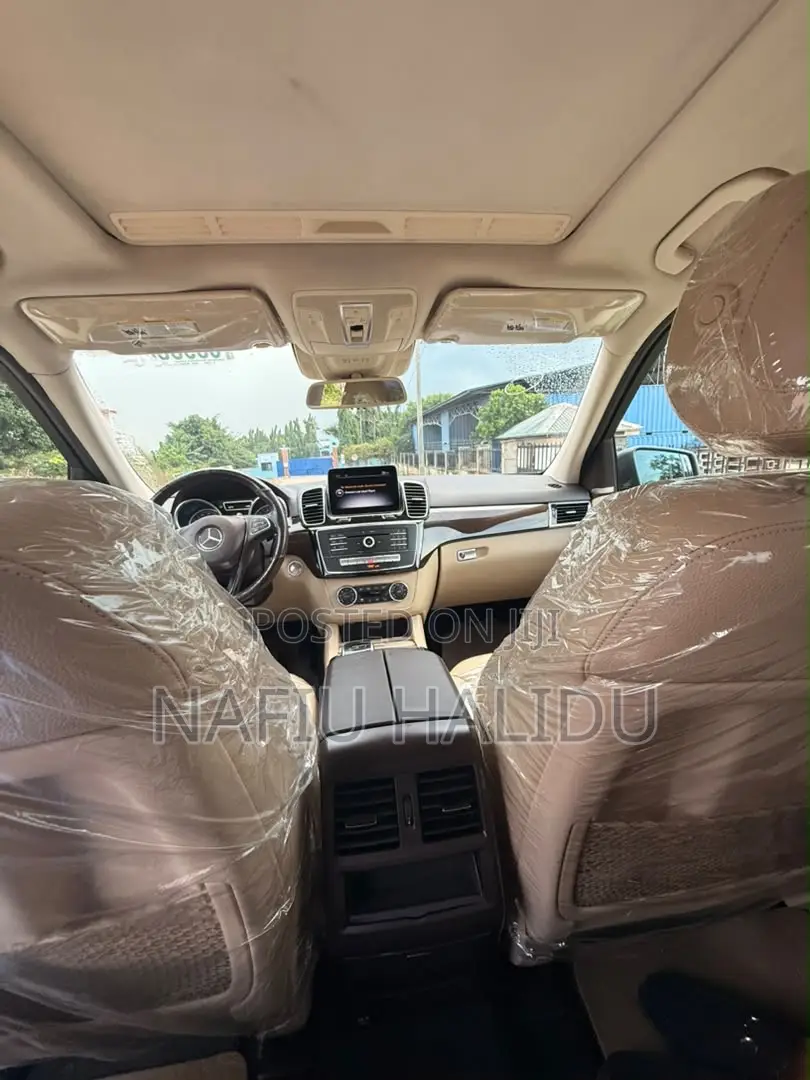 Mercedes-Benz GLE-Class 2018 Gray