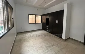 9 Bedroom Commercial Space