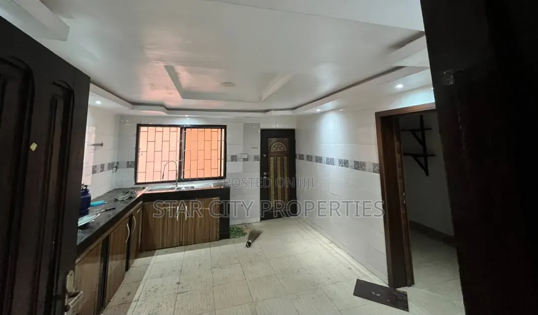 9 Bedroom Commercial Space