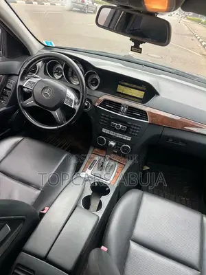 Mercedes-Benz C300 2012 Black