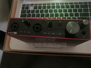 Focusrite Scarlett 4i4 3rd Gen