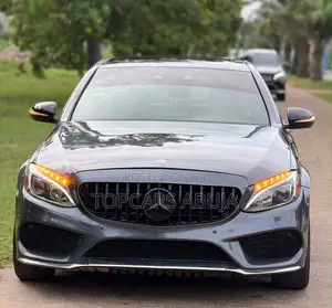 Mercedes-Benz C450 2017 Gray