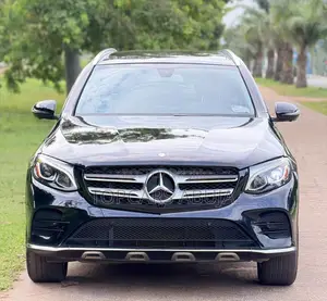 Mercedes-Benz GLC-Class 2018 Blue