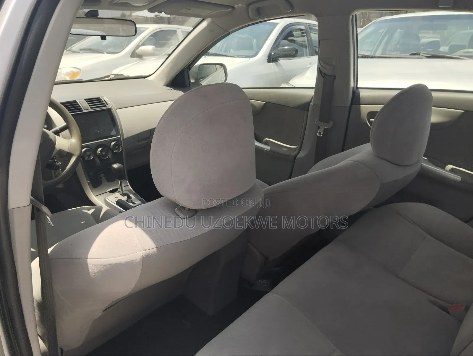 Toyota Corolla 2010 Silver