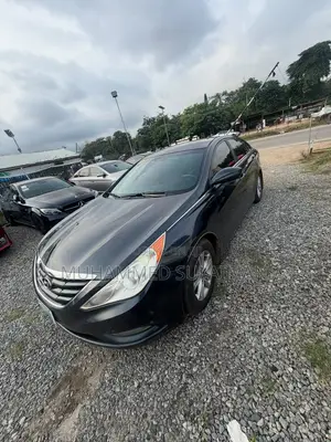 Hyundai Sonata Limited 2.0T Sedan (2.0L 4cyl 6A) 2013 Blue