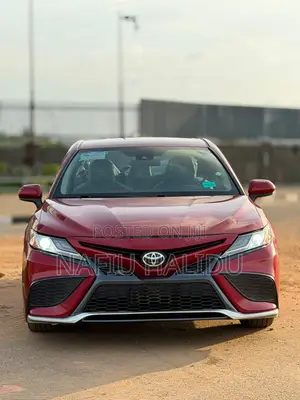 Toyota Camry 2020 Red