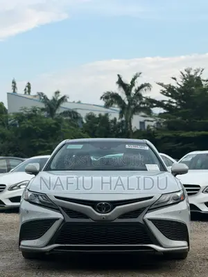Toyota Camry 2022 White