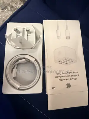 14 Pro Max iPhone Charger