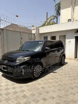 Scion xB Base 2015 Black