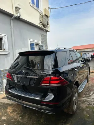 Mercedes-Benz GLE-Class 2018 Black
