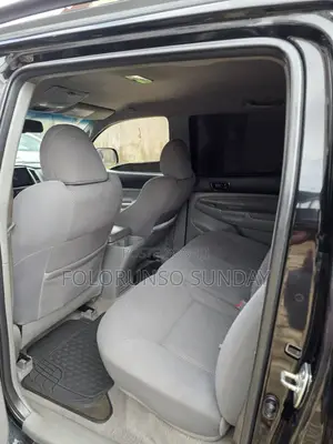 Toyota Tacoma 2012 Black