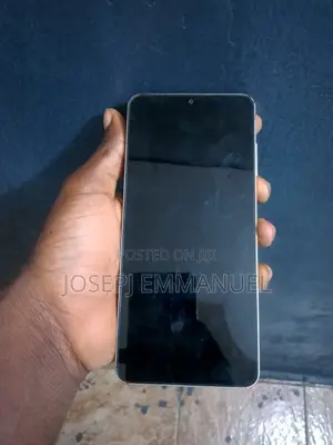 Samsung Galaxy A06 128 GB Gold
