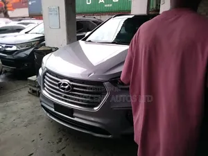 Hyundai Santa Fe Limited Ultimate AWD 2017 Silver