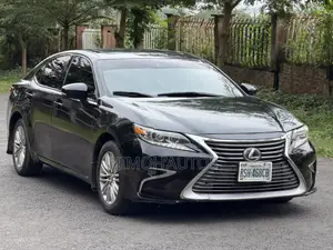 Lexus ES 2013 Black