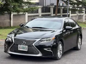 Lexus ES 2013 Black