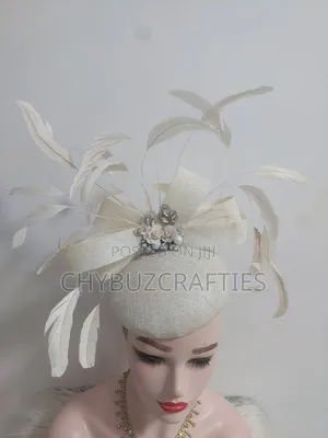 Cream Color Sinamy Facinator