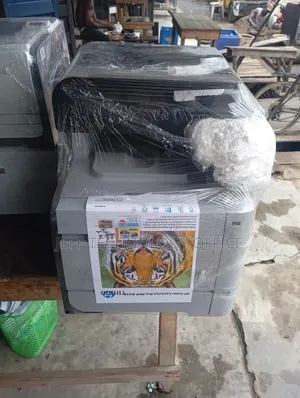 HP Color LaserJet Pro MFP M476 Printer