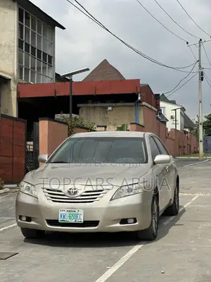 Toyota Camry 2008 Gold