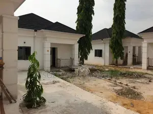 1bdrm Block of Flats in Fertilizer/Glory, Aba Expressway for rent