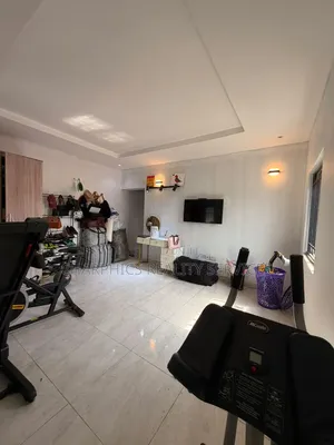 3bdrm Apartment in 6Months, Ologolo for rent