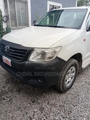 Toyota Hilux 2014 White
