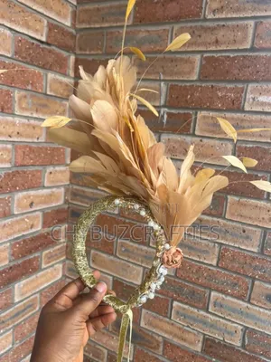 Gold Feathery Facinator