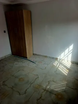 1bdrm Apartment in Iyaganku Gra (, Iyanganku for rent