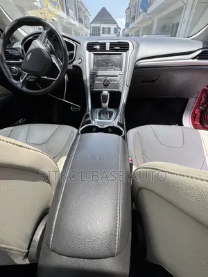 Ford Fusion Titanium AWD 2016 Red