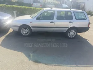 Volkswagen Golf 2000 Silver