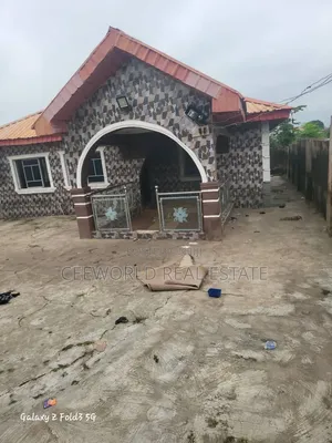 3bdrm Apartment in Jiboye Apata Ibadan for rent