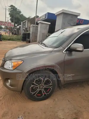 Toyota RAV4 2.5 Limited 2012 Brown