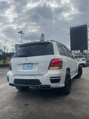 Mercedes-Benz GLK-Class 350 4MATIC 2011 White