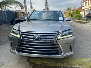 Lexus LX 2017 Gold