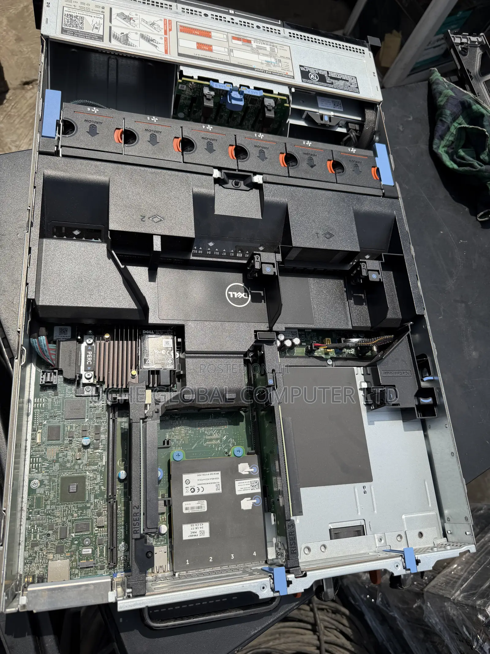 Server Dell PowerEdge R730 32GB Intel Xeon HDD 1T